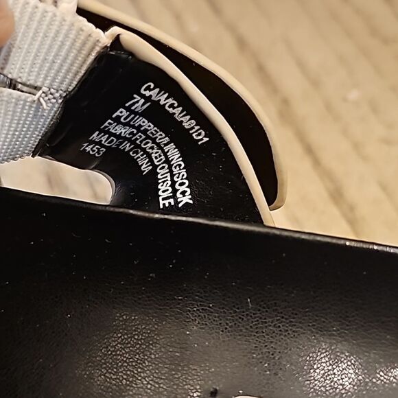 Black and white studed sandals size 7 Steven New York - Picture 7 of 10